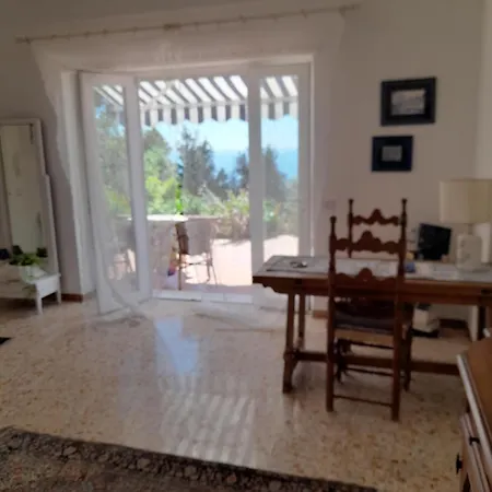 Rosetta Holiday home Capri